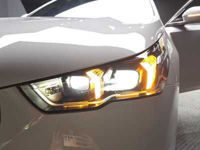 صورة 9 لـ 2025 BMW 5 SERIES