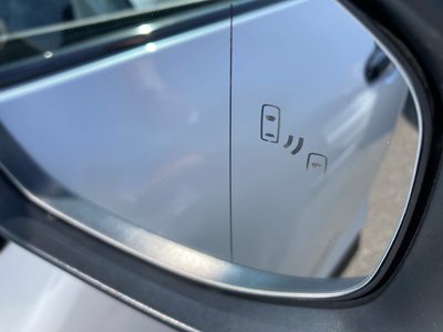 TOYOTA CROWN SPORT - 2