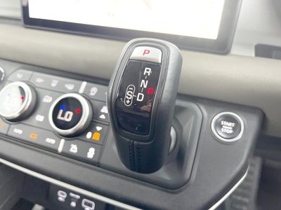 2021 LAND Rover DEFENDER thumbnail 43