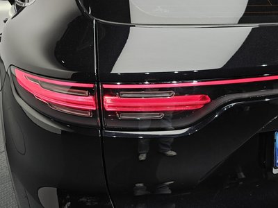 PORSCHE CAYENNE - 10