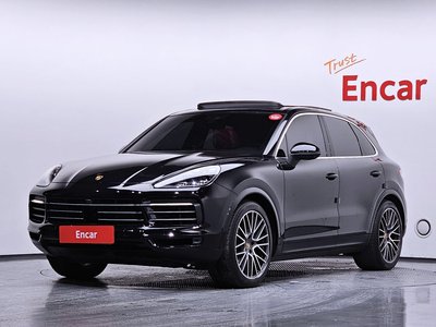 PORSCHE CAYENNE - 1