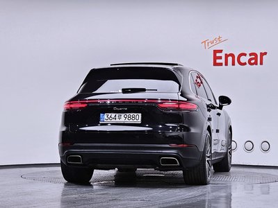 PORSCHE CAYENNE - 3