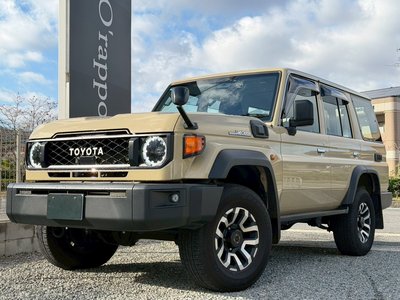 TOYOTA LAND CRUISER 70