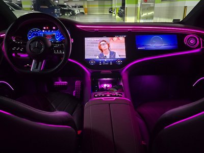 MERCEDES-BENZ EQS - 10