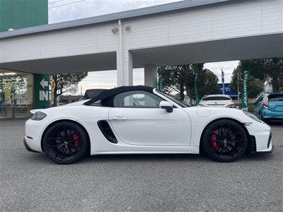 PORSCHE 718 SPYDER - 7