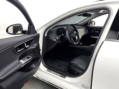 MERCEDES-BENZ E-CLASS - 10