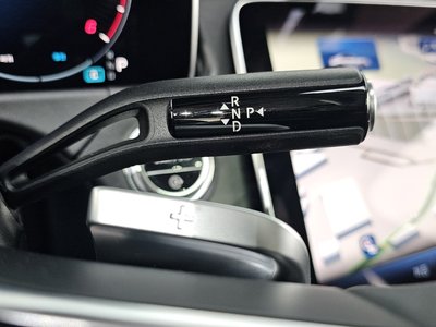 MERCEDES-BENZ E-CLASS - 9