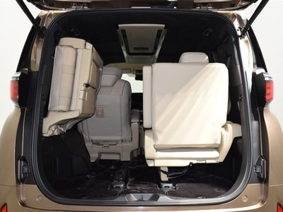 2025 Toyota ALPHARD thumbnail 42