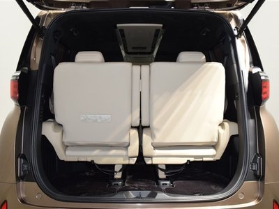 2025 Toyota ALPHARD thumbnail 41