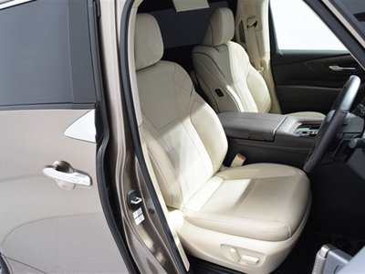 2025 Toyota ALPHARD thumbnail 32