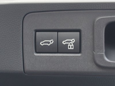 TOYOTA CROWN SPORT - 10