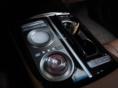 GENESIS G80 (RG3) - 9