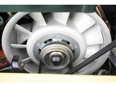 PORSCHE 911 CABRIOLET - 7