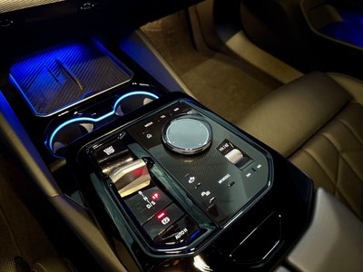 صورة 9 لـ 2025 BMW 5 SERIES