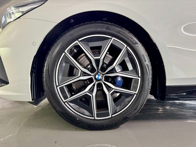 صورة 6 لـ 2025 BMW 5 SERIES