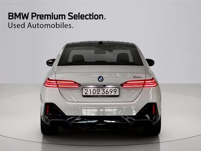 صورة 3 لـ 2025 BMW 5 SERIES