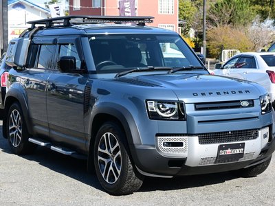 LAND ROVER DEFENDER - 3