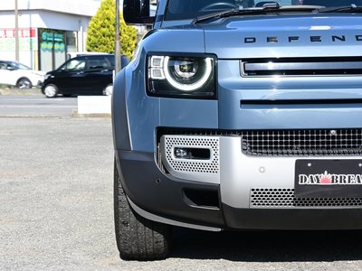 LAND ROVER DEFENDER - 5