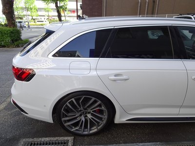 2021 AUDI RS4 AVANT — миниатюра 33