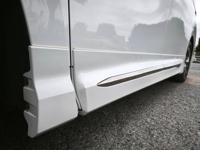 TOYOTA VELLFIRE - 9