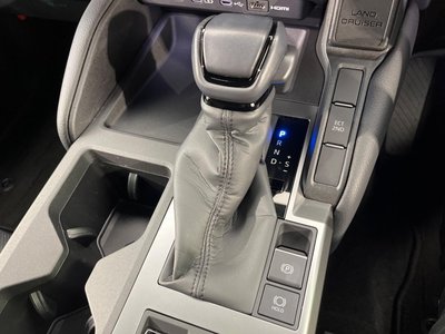 2025 Toyota LAND CRUISER 250 — миниатюра 73
