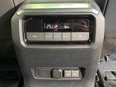 2025 Toyota LAND CRUISER 250 — миниатюра 44