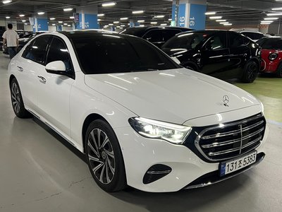 MERCEDES-BENZ E-CLASS - 4