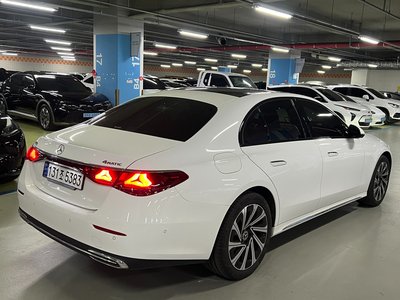 MERCEDES-BENZ E-CLASS - 7