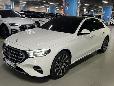 MERCEDES-BENZ E-CLASS - 2