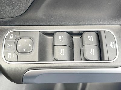 2024 Mercedes-BENZ GLB — миниатюра 53
