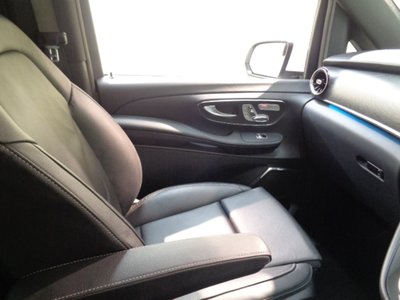 2023 Mercedes-BENZ V-CLASS — миниатюра 40