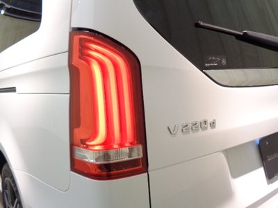 2023 Mercedes-BENZ V-CLASS — миниатюра 13