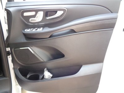 2023 Mercedes-BENZ V-CLASS — миниатюра 20
