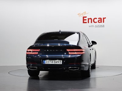 GENESIS G80 (RG3) - 4
