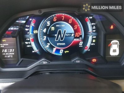 LAMBORGHINI AVENTADOR - 6