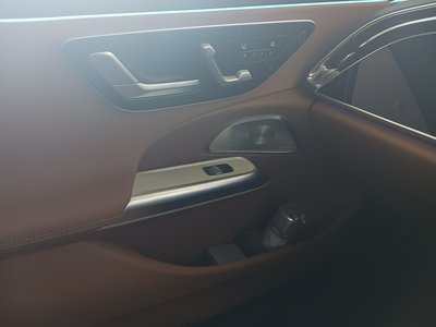 MERCEDES-BENZ E-CLASS - 10