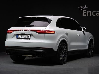 PORSCHE CAYENNE - 3