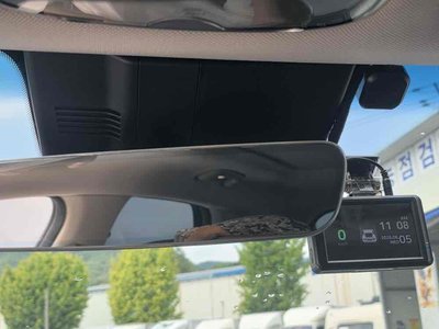 2022 Genesis GV70 thumbnail 16