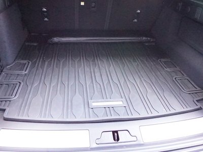 2023 LAND Rover RANGE ROVER VELAR — миниатюра 28