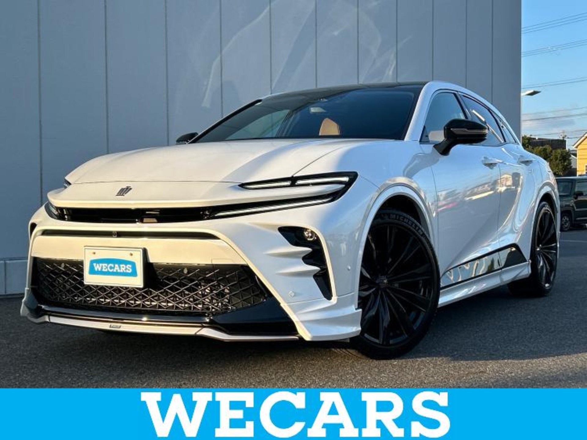 TOYOTA CROWN SPORT - View 1