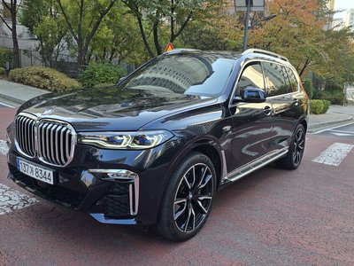 BMW X7
