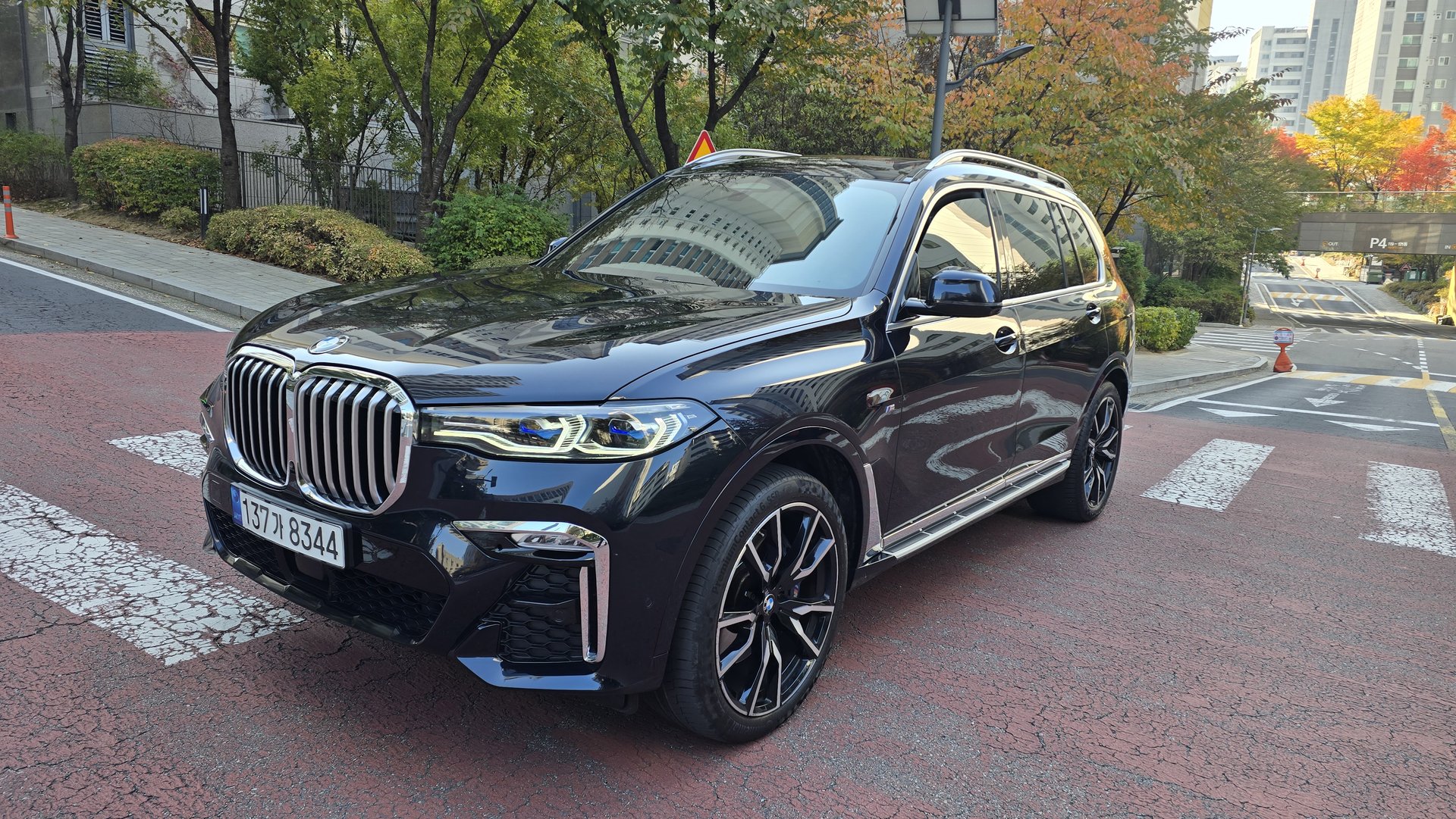 BMW X7 - View 1