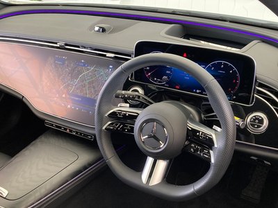 MERCEDES-BENZ E-CLASS - 7