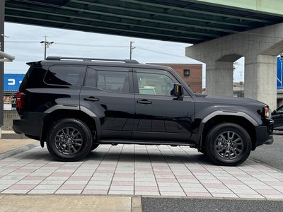 TOYOTA LAND CRUISER 250 - 7