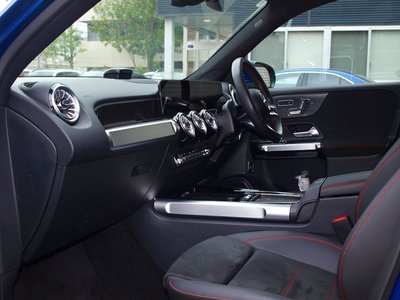 MERCEDES-BENZ GLB-CLASS - 6