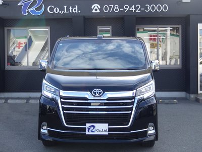 TOYOTA GRAND ACE - 4