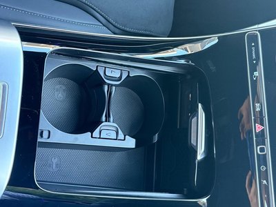 2025 MERCEDES-BENZ C-CLASS — миниатюра 51