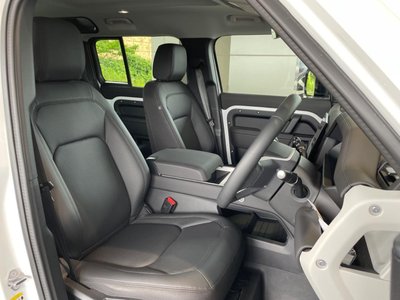 2025 LAND Rover DEFENDER — миниатюра 18