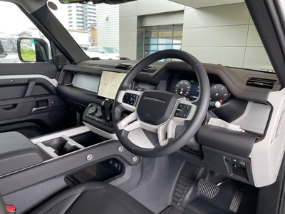2025 LAND Rover DEFENDER — миниатюра 51