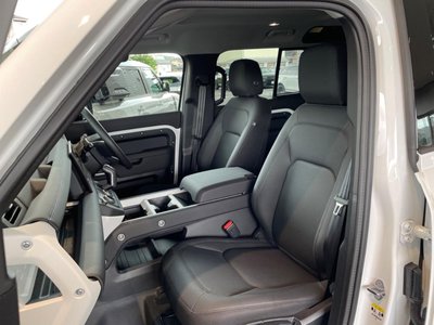 2025 LAND Rover DEFENDER — миниатюра 21
